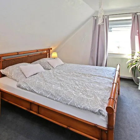 Ferienwohnung * Neu Schloen